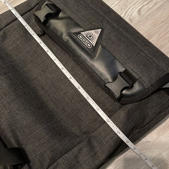 OGIO Ruck Backpack - Grey Red - Picture 3 of 6